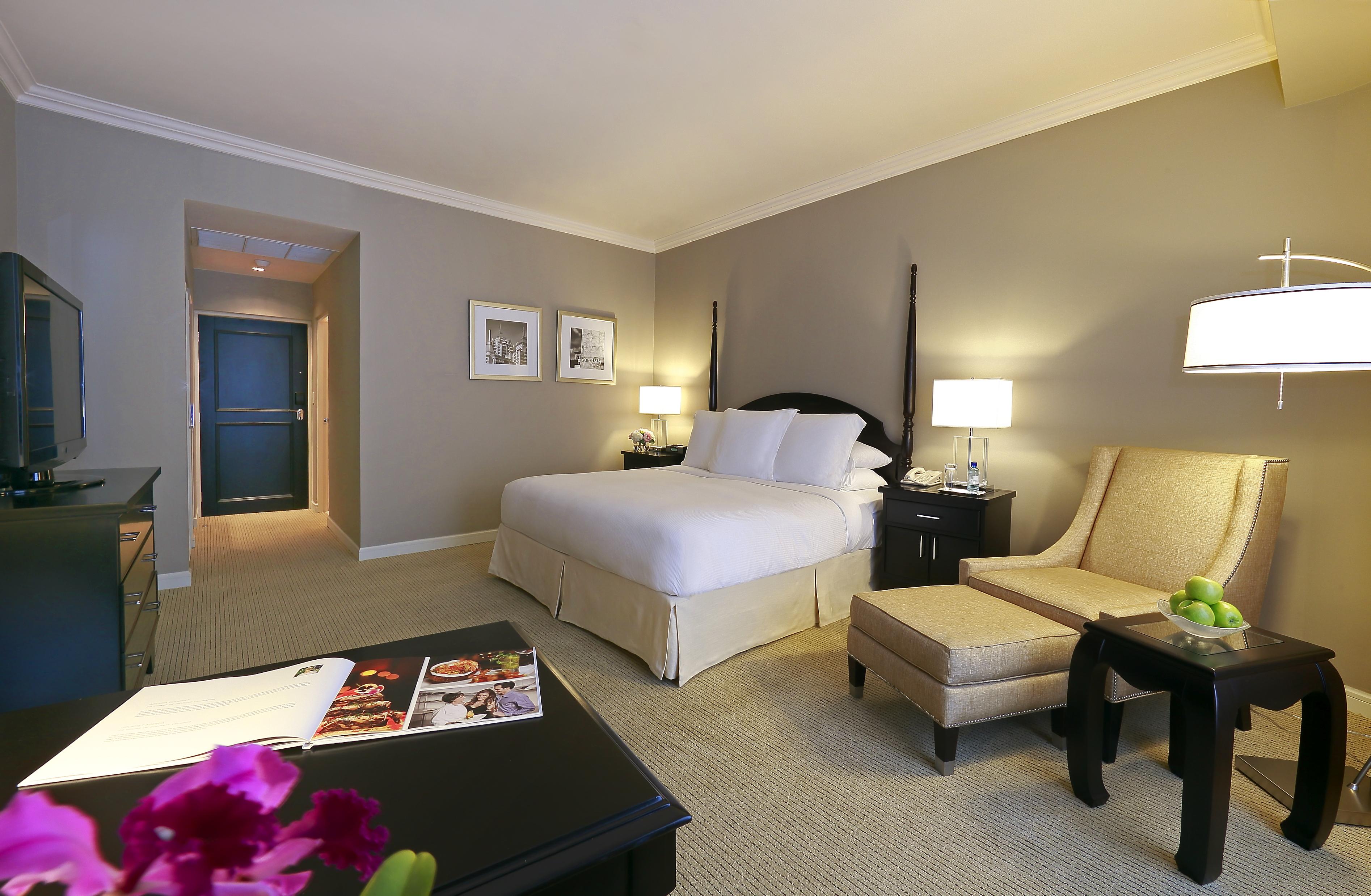Bristol Panama, A Registry Collection 5*