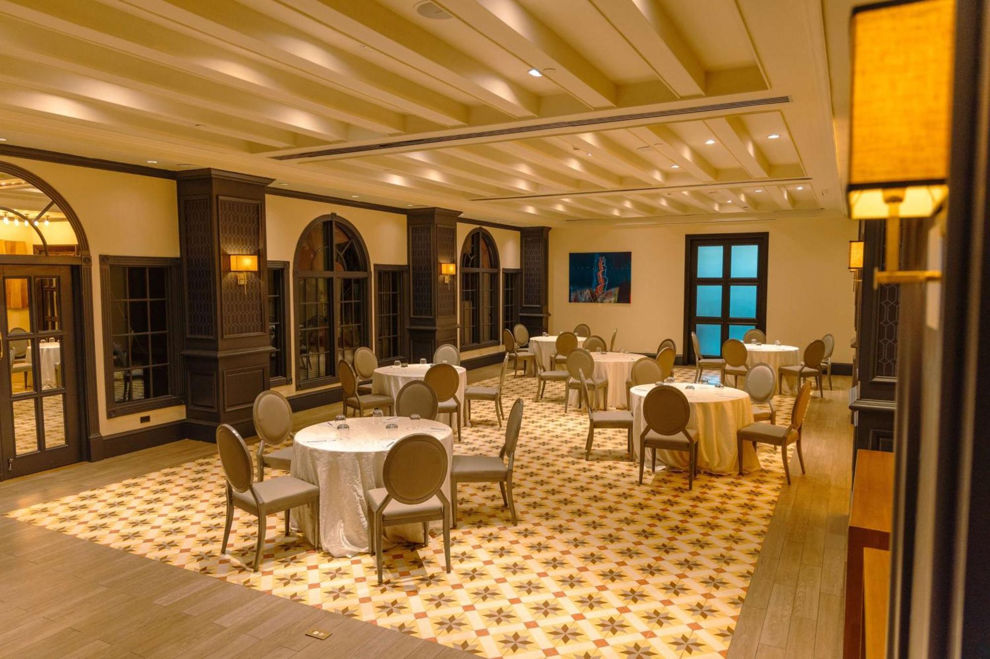 Bristol Panama, A Registry Collection 5*